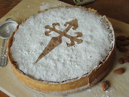 Изображение к рецепту Миндальный торт Tarta de Santiago