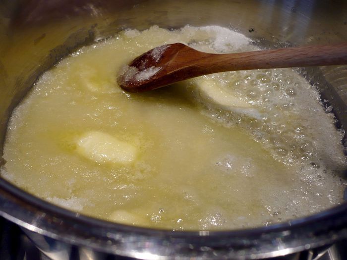 Грушевый пирог с карамелью