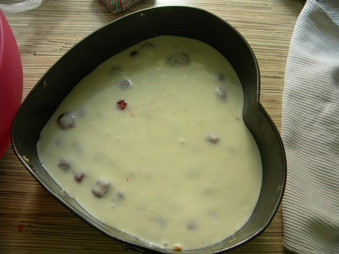 Тарт из печенья с нежной начинкой из клубники