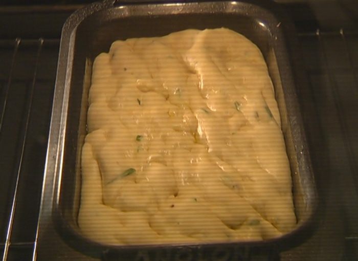 Хлеб с розмарином и имбирем