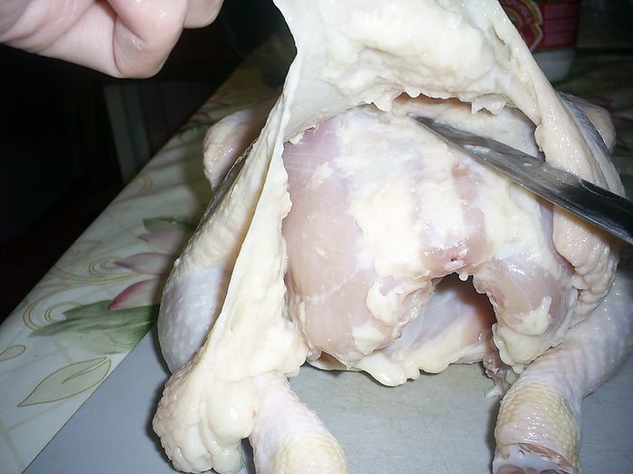 Запеченная блинная курочка с двумя начинками