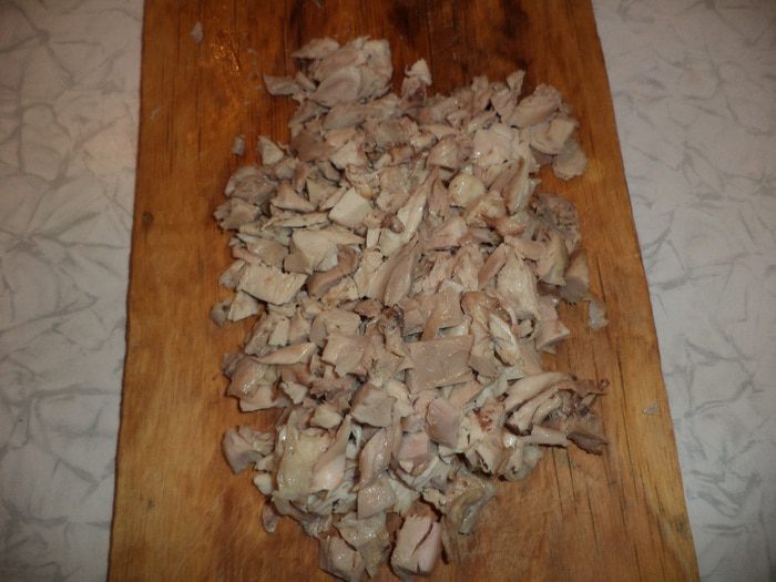 Салат &amp;quot;Праздничный&amp;quot; с черносливом, курицей и грибами