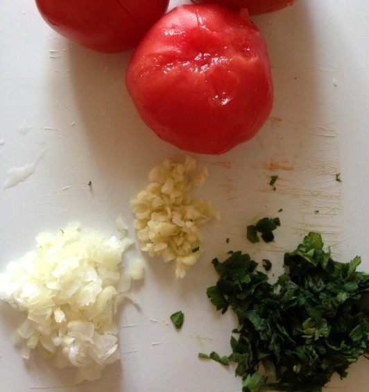 Пицца по-чикагски в глубокой форме (Chicago-style deep-dish pizza)