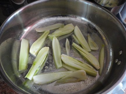 Рыбные тефтели в гнезде из спагетти со сливочным соусом