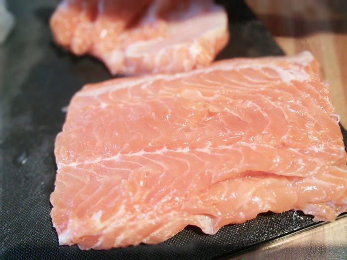 Котлеты из лосося под беарнским соусом