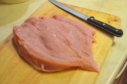 Бесподобный рулет из индейки под брусничным соусом 