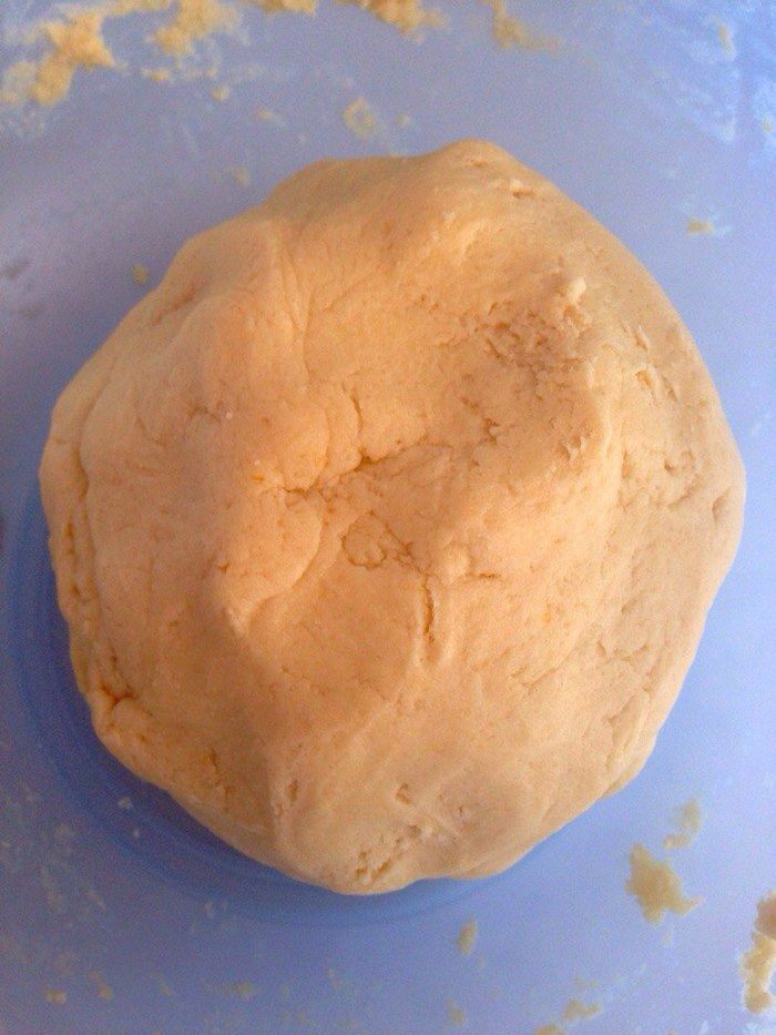 Рассыпчатое печенье с корицей