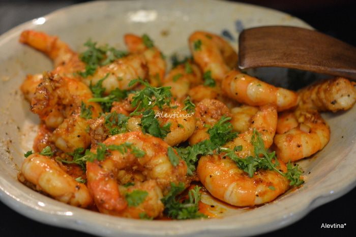 Чесночные креветки