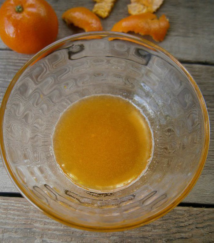 Летний ягодный салат с черри и брынзой