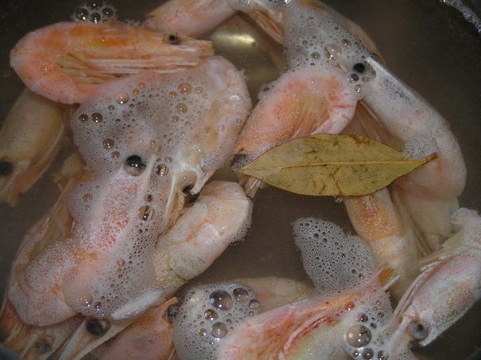 Креветки в шампанском