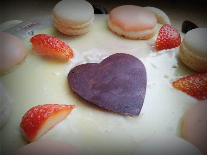 Бисквитный торт с макарони