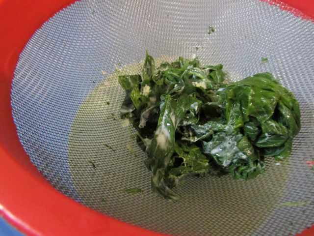 Мятное мороженое с кусочками шоколада