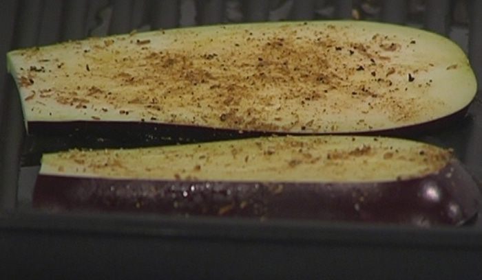 Пирог из фило с цукини и баклажаном 