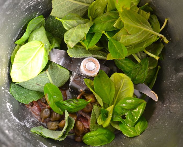 Кролик с песто по-новому (Coniglio al pesto matto)