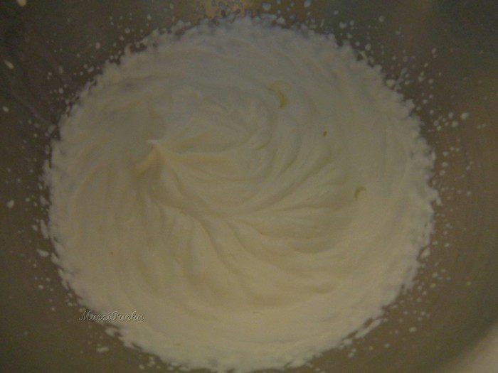 Фруктово-ягодный торт с нежным кремом из маскарпоне