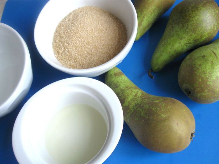 Тарт с франжипаном и карамелизованной грушей    