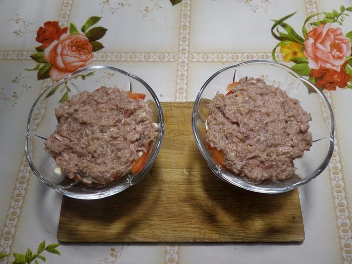 Салат с тунцом и овощами