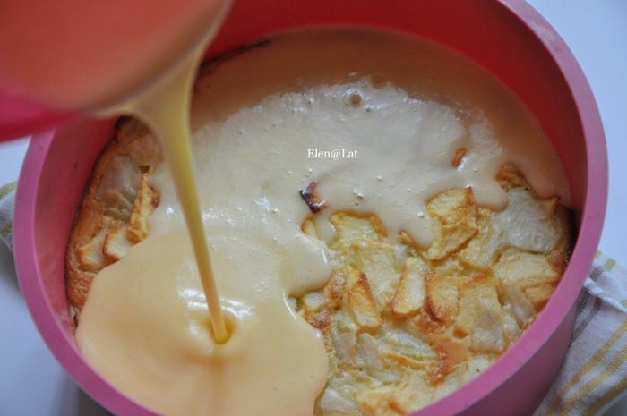 Нежный яблочно-грушевый пирог с хрустящей корочкой