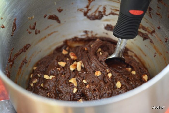 Шоколадное печенье с фундуком