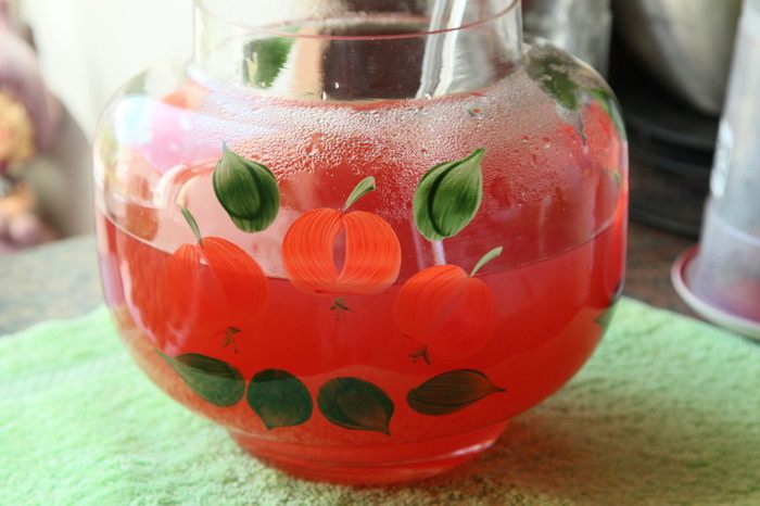 Легкий освежающий лимонад из чайной розы и мяты