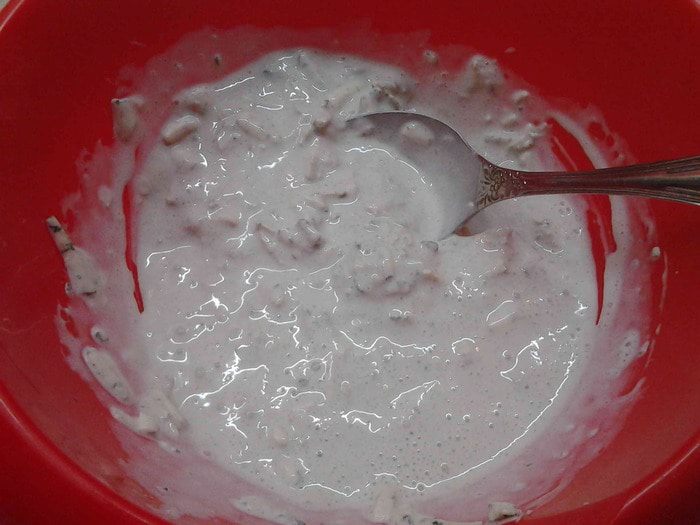 Овощной салат с курицей и соусом блю чиз