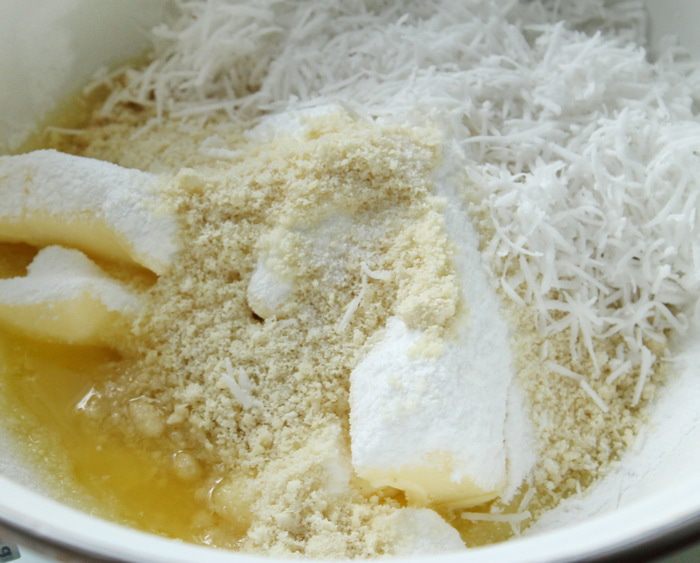 Шоколадно-кокосовый тарт