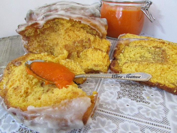 Постный отрывной тыквенный хлеб с корицей