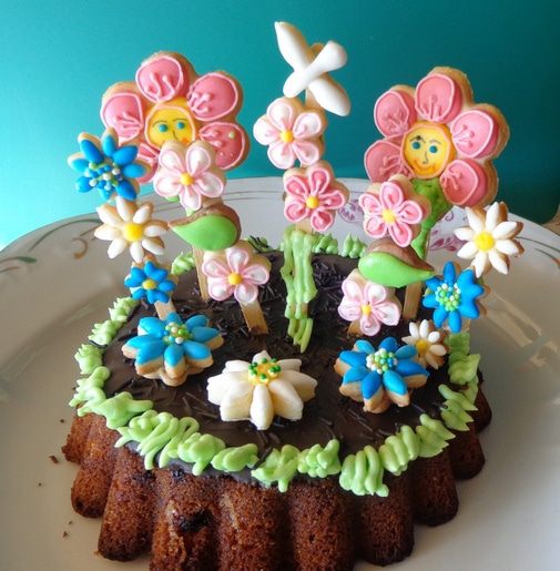 Кекс &amp;quot;Дарите женщинам цветы!&amp;quot;