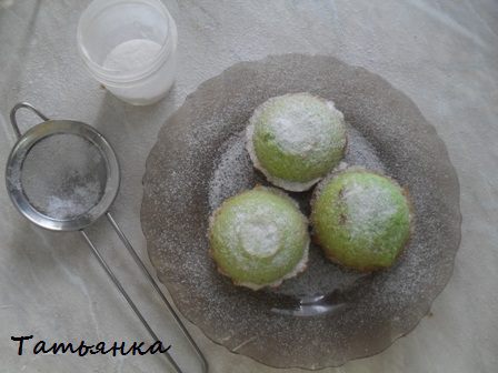 Зеленые маффины с чаем матча