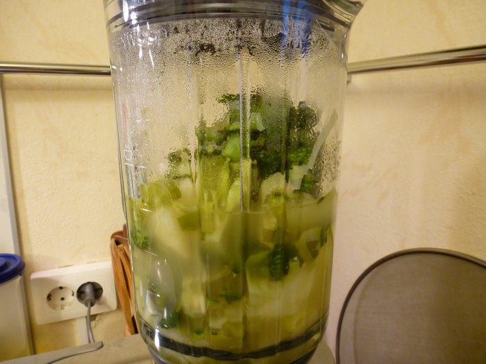 Cуп-пюре из брокколи и картофеля