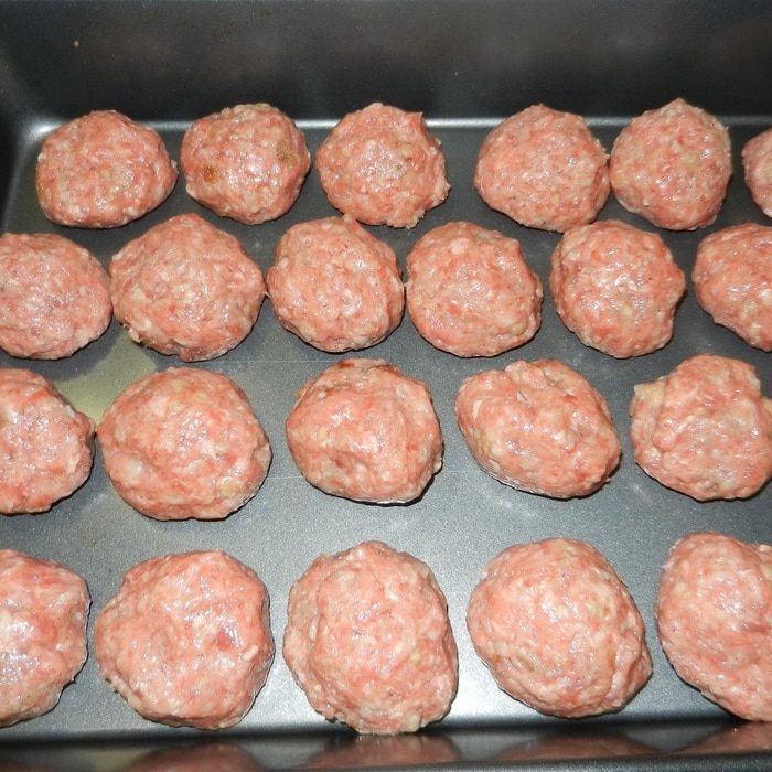 Фрикадельки в медово-чесночном соусе (Honey Garlic Meatballs)