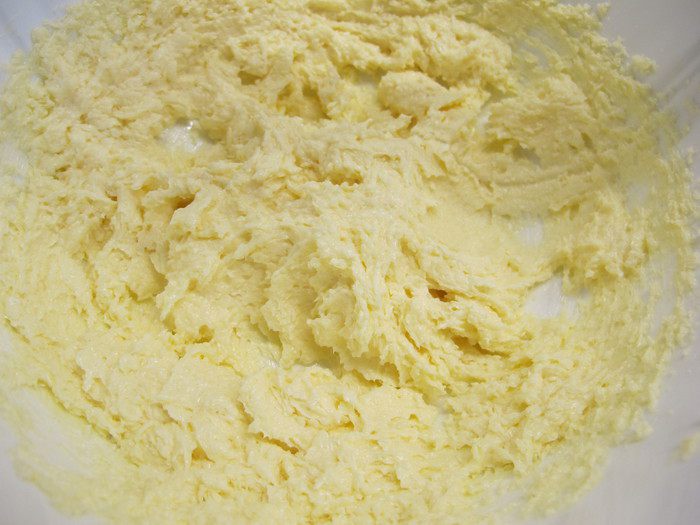 Мягкое овсяное печенье с изюмом