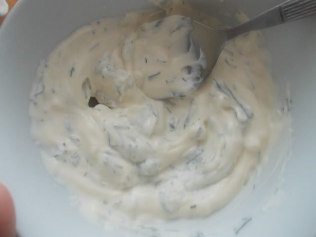 Салат с сыром и маринованными шампиньонами