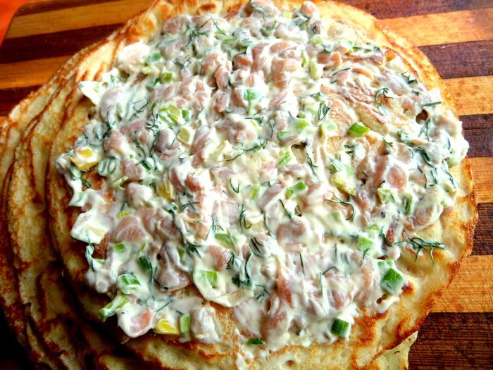 Французские блинчики (crepes) с красной рыбкой 