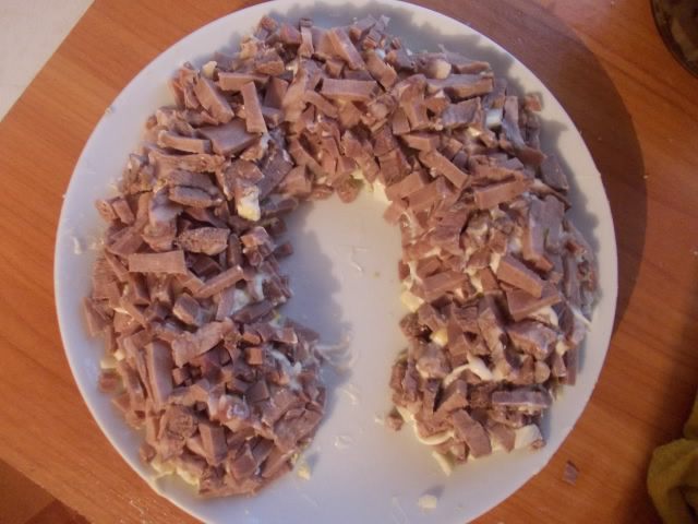 Салат &amp;quot;Подкова для лошадки&amp;quot;