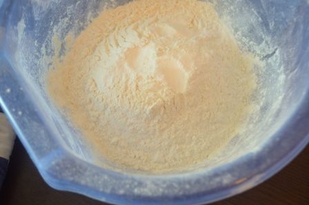 Пряное печенье с хурмой и грецкими орехами