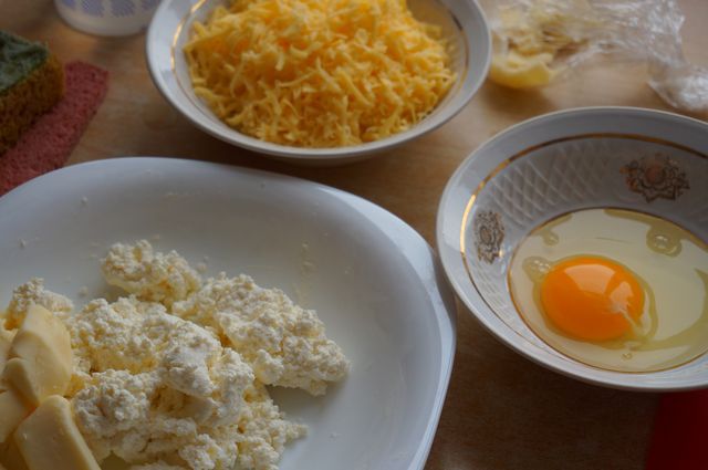 Сдобные булочки с сыром