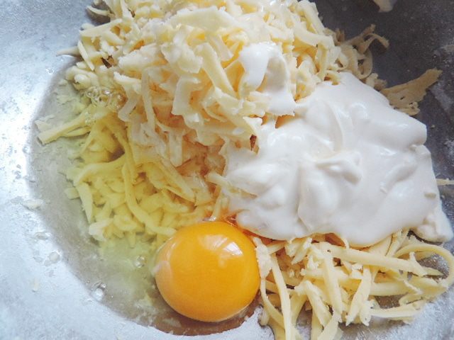 Творожный пирог с брокколи и сырной начинкой