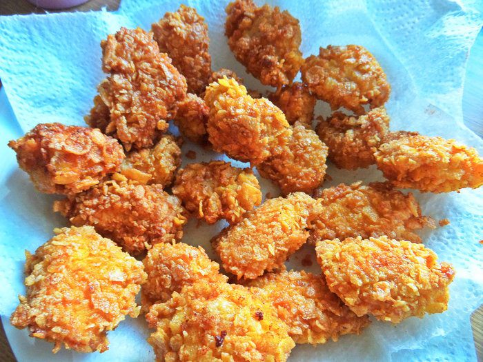 Закуска с курицей и сыром в тортилье