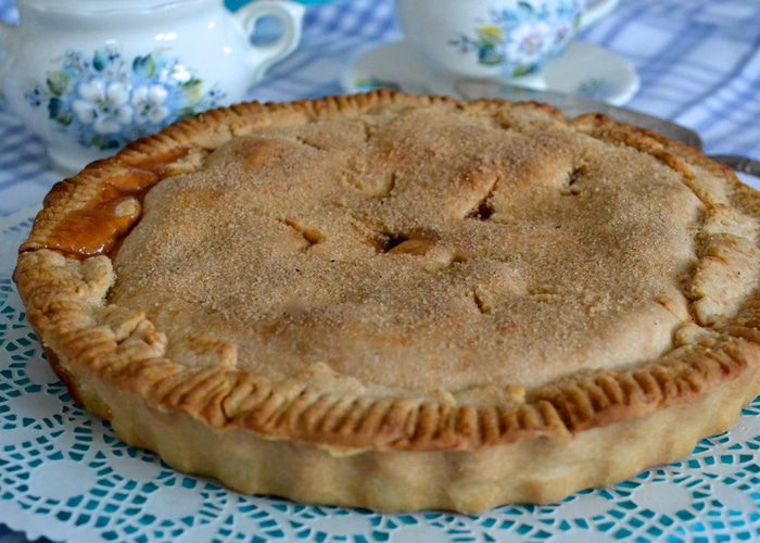 Персиковый пай с ванилью (Vanilla Bean Peach Pie)