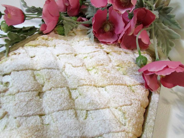 Яблочный пирог с кремом