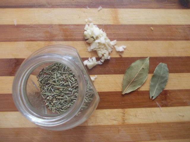 Куриные тефтели со шпинатом и творогом