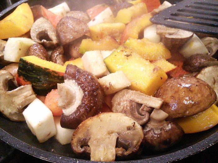 Жаркое с овощами и тыквой 
