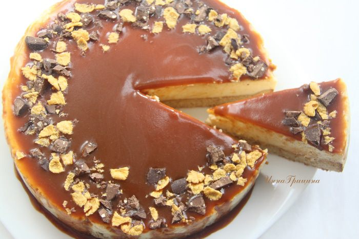 Чизкейк с соленой карамелью