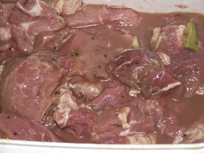 Шашлык из свинины в маринаде из киви