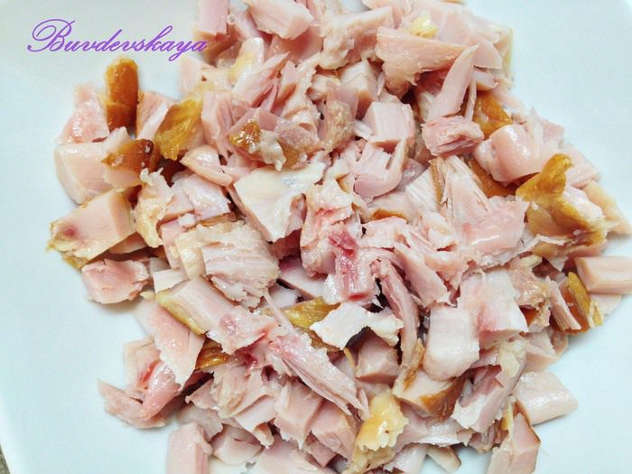 Винегрет из запеченных овощей с копченой курицей