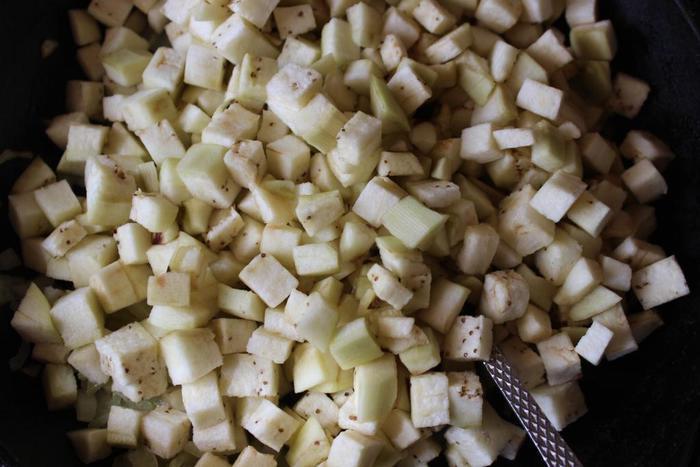 Баклажановые тефтели