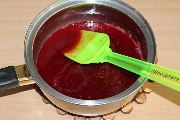 Паштет из утиной печени с клюквенным желе