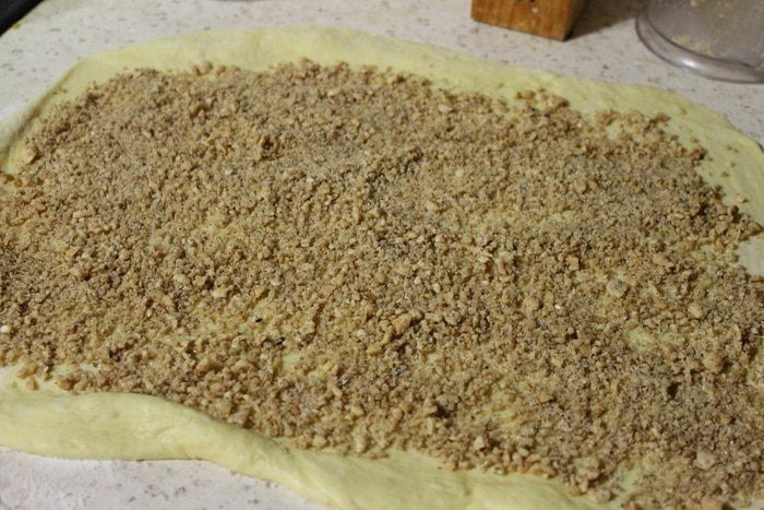 Рулет ореховый