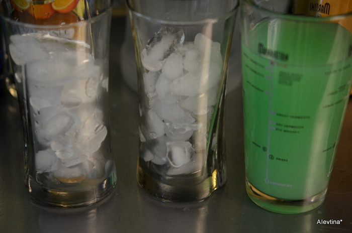 Коктейль с Кюрасао ликером